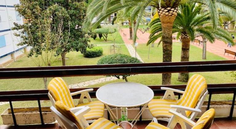 Home Ibiza Salou in Cambrils