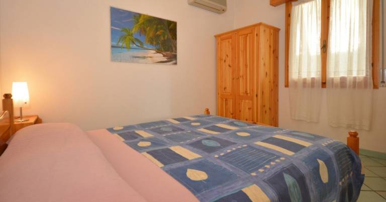 Family-oriented villa with yard | Garden view | Next to the beach | Pets allowed — photo 4