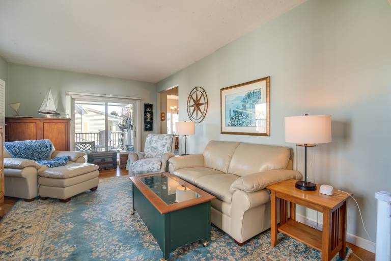 Scituate Vacation Rental - Walk to the Beach! — photo 2