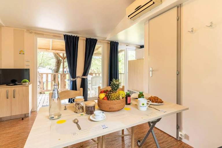 Camping Club del Sole Vigna sul Mar Family Collection - Mobil Home Comfort 3 Rooms 5 People (4 adults 1 child -10 years) Air-conditioned — photo 5