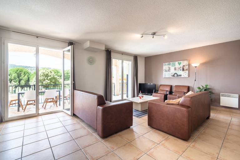 Fully equipped villa with barbeque, private pool & patio | Nature view | Dogs allowed — photo 3