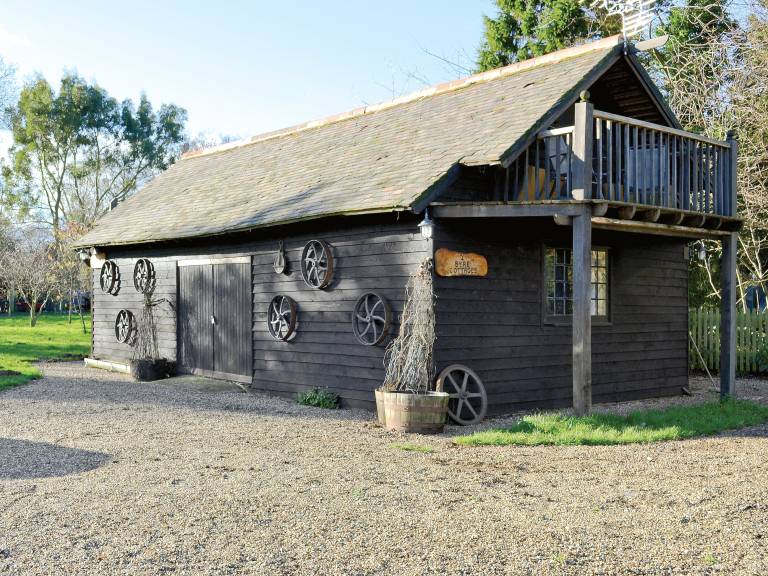 Landhaus  Maxted Street