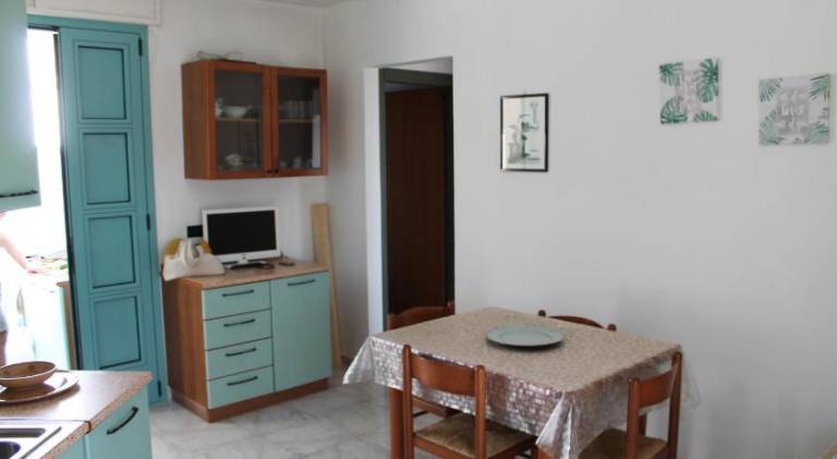 Holiday apartment with 2 rooms for 5 persons — photo 4