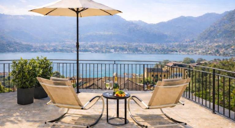 Nice villa with patio | Next to Como Cathedral | Pet-friendly in Brunate