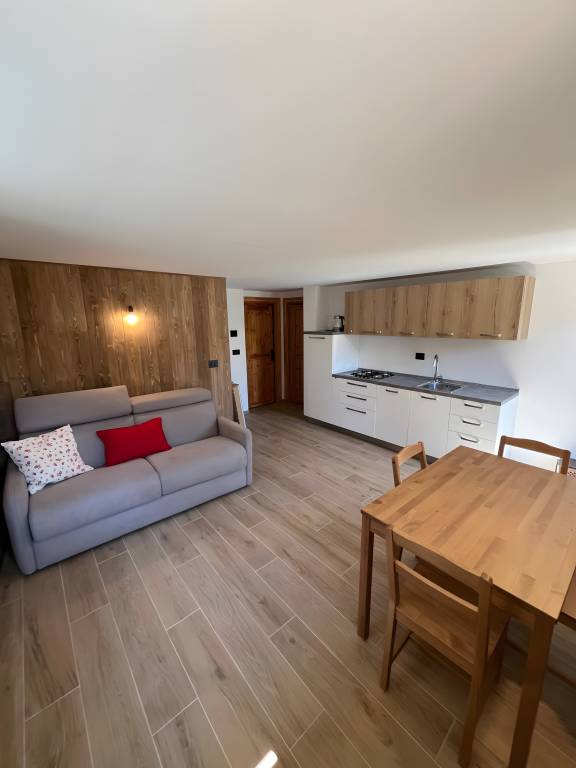 Apartment 'Piccolo Paradiso Gimillan' with Mountain View and Private Garden — photo 2