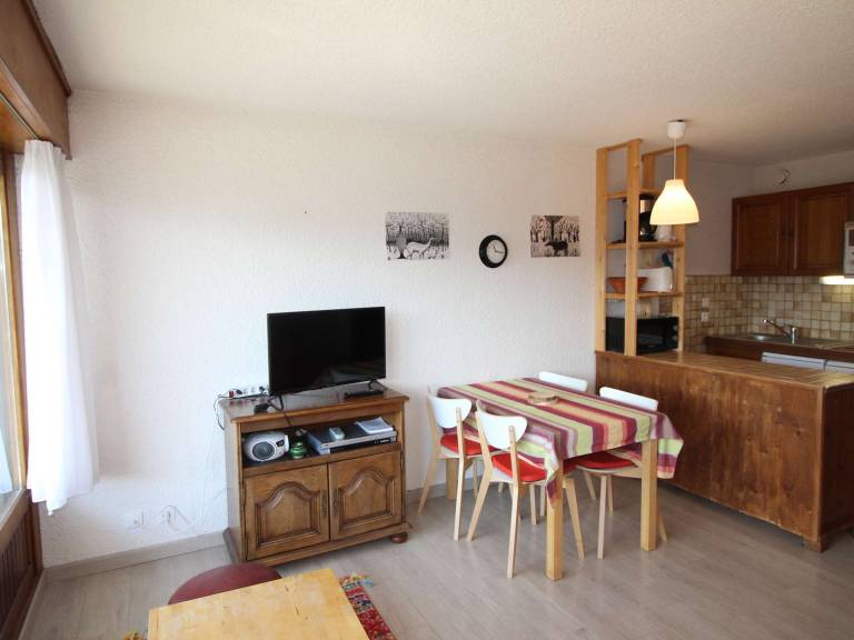 Studio with 1 room for 4 persons — photo 3