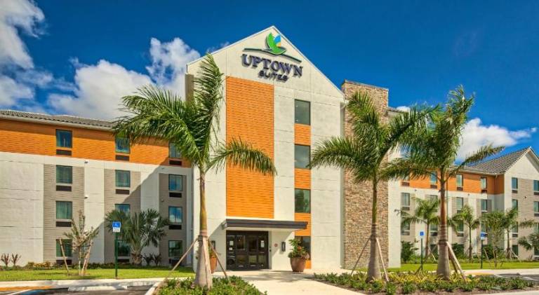 Uptown Suites Extended Stay Tampa FL Riverview
