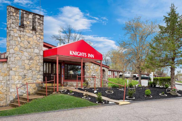 Knights Inn - Ashland, KY — photo 3