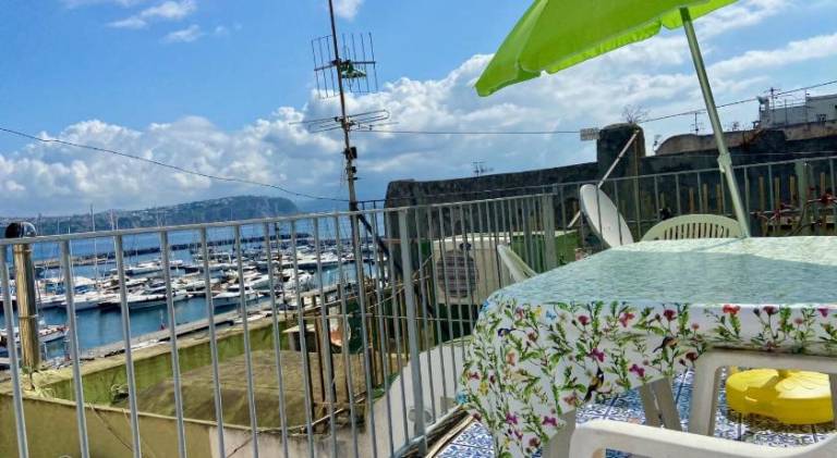 Holiday apartment with 2 rooms for 6 persons — photo 4