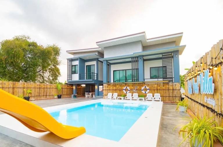 Vacation home with barbecue & private pool in Sattahip