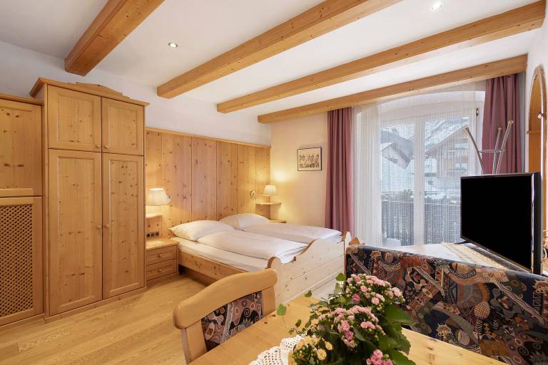 Children-friendly rental apartment | Mountain view | Ski nearby | Perfect for remote work | Pets are welcome — photo 2