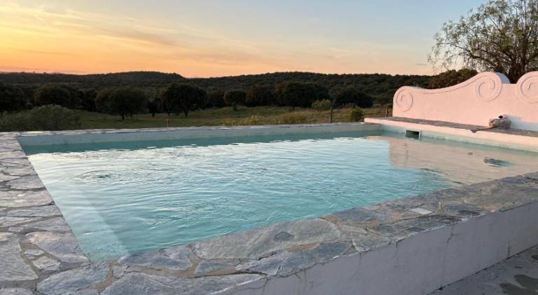 Fully equipped beautiful vacation home with barbecue, private pool & patio | Good for workation | Pet-friendly — photo 4