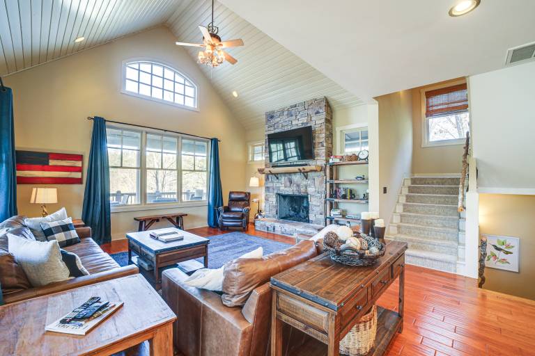 Lake Livin Lodge Cashiers Retreat w Mtn Views