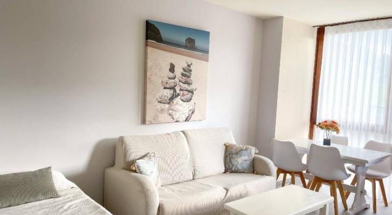 Apartment with garden — photo 2