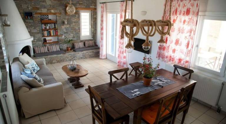Fully equipped apartment with barbeque, yard & patio | Good for workation | Dogs allowed — photo 3