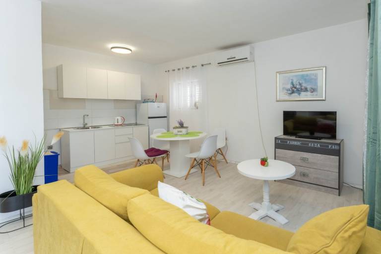 Ferienhaus Karin Gornji