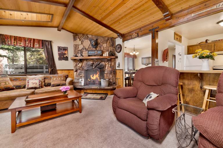 Moose Inn Bear Mountain Cottage at Big Bear — photo 2
