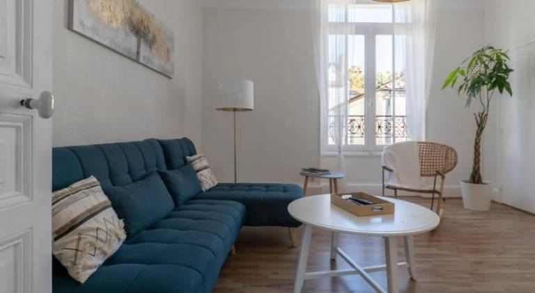 Rental apartment with 2 rooms for 4 persons in Vichy