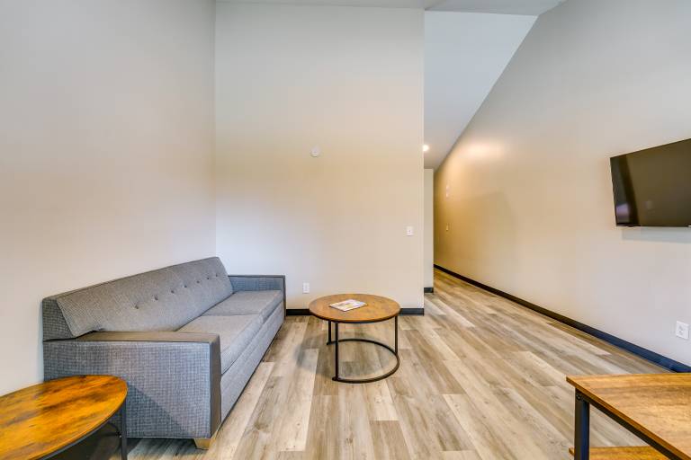 2 Mi to Downtown Port Huron: Sleek Studio Apt — photo 5