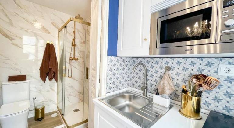 Apartamentos Loles De Cisneros Catedral — photo 4
