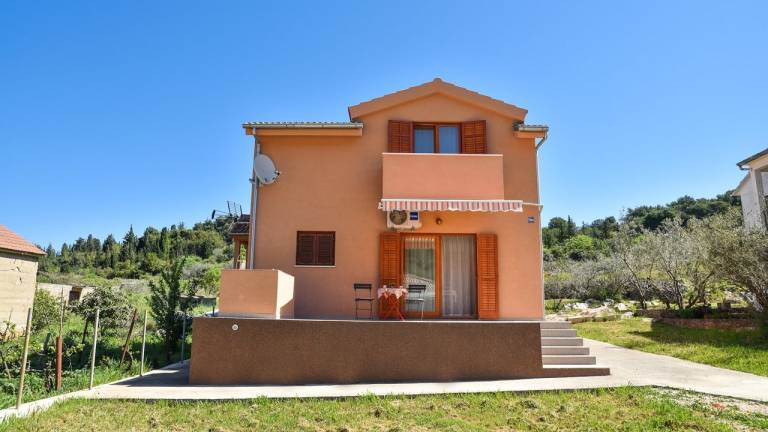 Ferienhaus Otok Rava