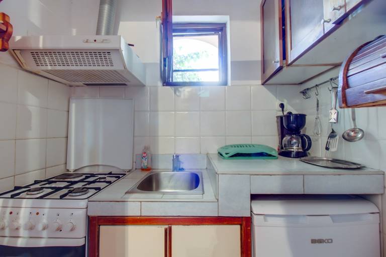Studio flat with terrace Mali Lošinj, Lošinj (AS-15050-a) — photo 4