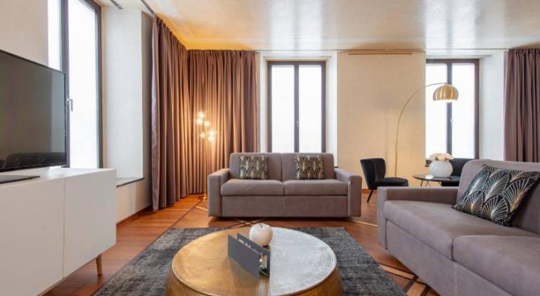Holiday apartment with terrace | Next to Milan Cathedral | Pets allowed — photo 2