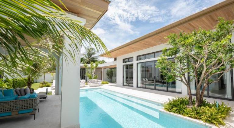 Mouana Breeze Maikhao VIP 4-bedroom Pool Villa 9916 in Sa Khu