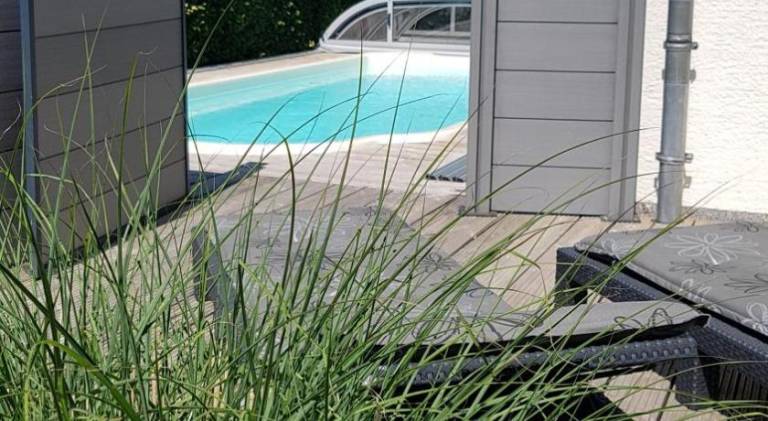 Big vacation home with pool | Pets are welcome in Monschau