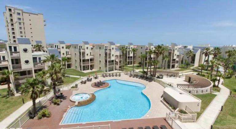 House with jacuzzi in South Padre Island, TX