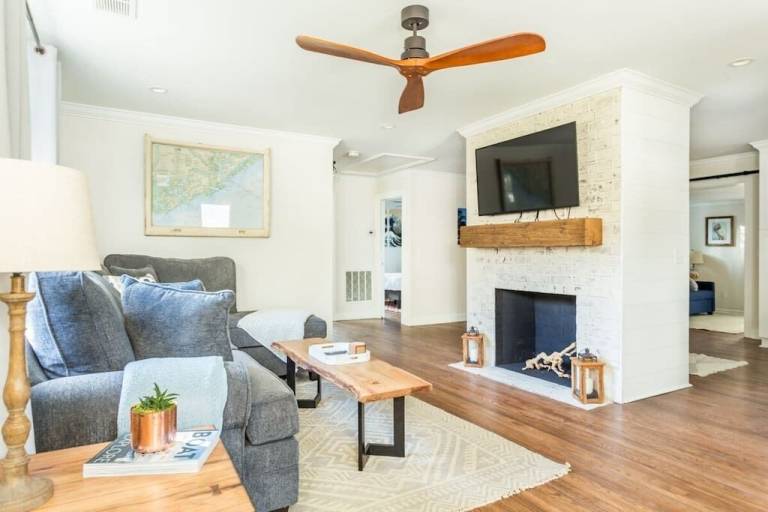 House Riverland Terrace