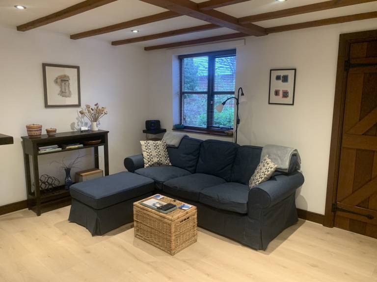Fully equipped cottage with yard | Pets allowed — photo 2