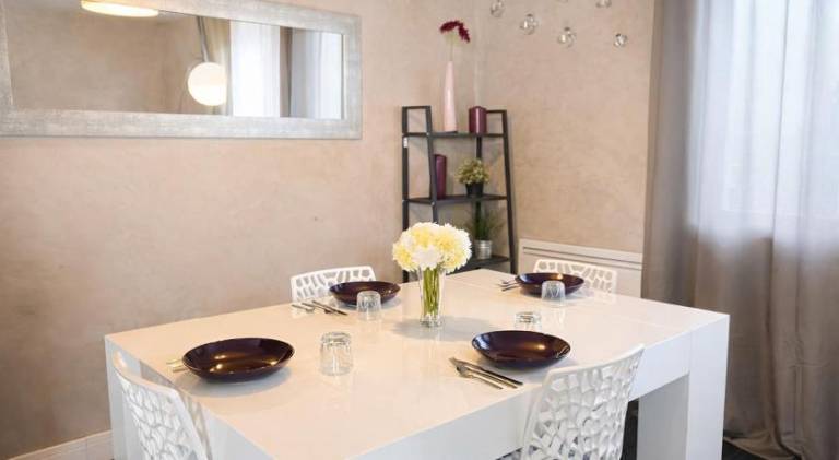 Apartment with terrace — photo 5