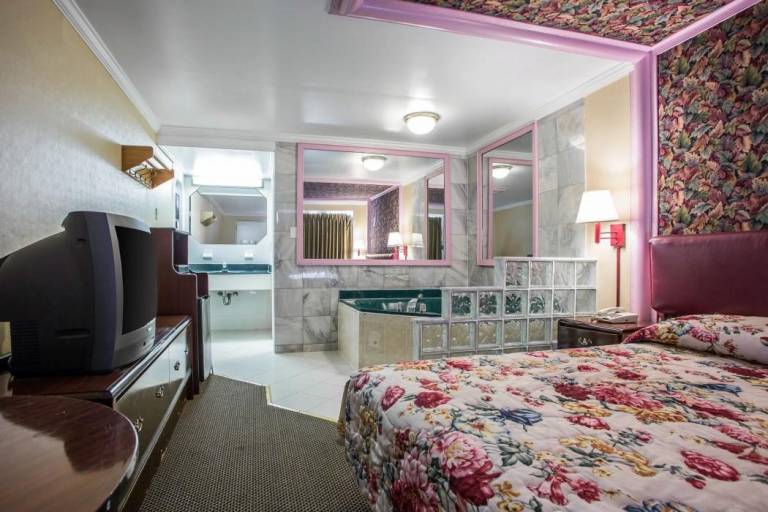 Downbeach Inn — photo 2