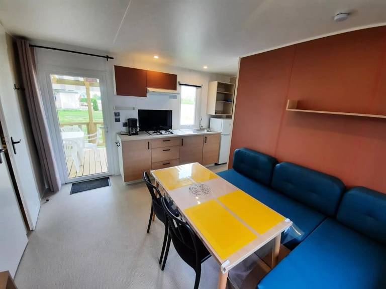 Camping Du Littoral - Mobile-home Prestige - 28m² - 2 bedrooms 4 to 6 people - 4 person. included in the price — photo 3