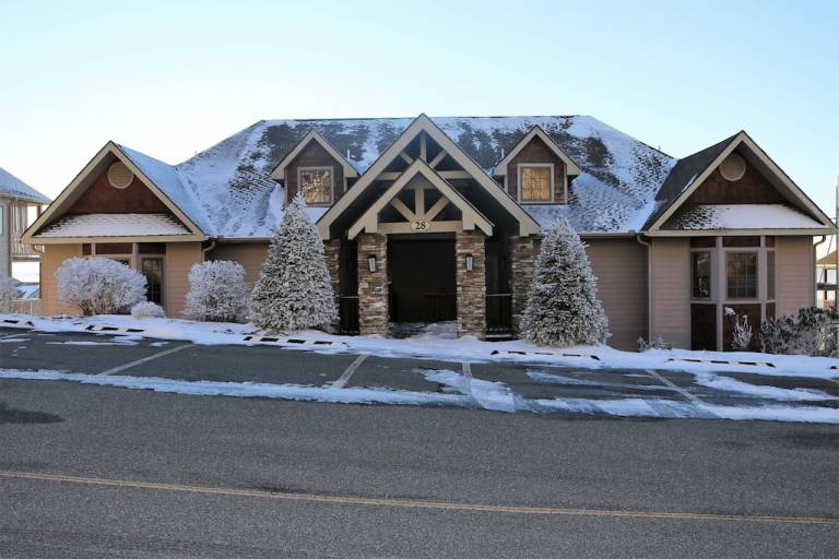 Condo  Linville
