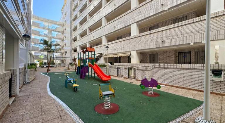 Holiday apartment with pool — photo 4