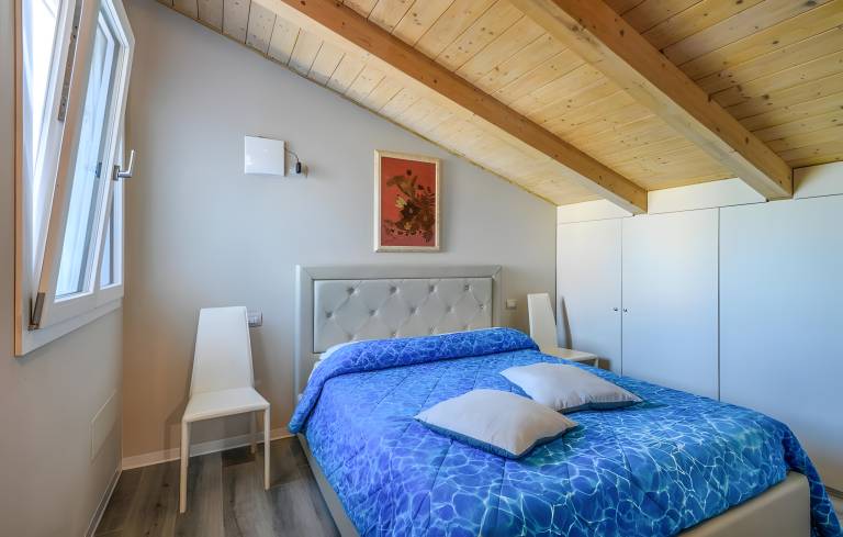 Pleasant holiday apartment with patio & hot tub | Sea view | Next to the beach | Dogs allowed — photo 2