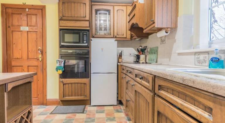 House with 3 rooms for 5 persons — photo 3
