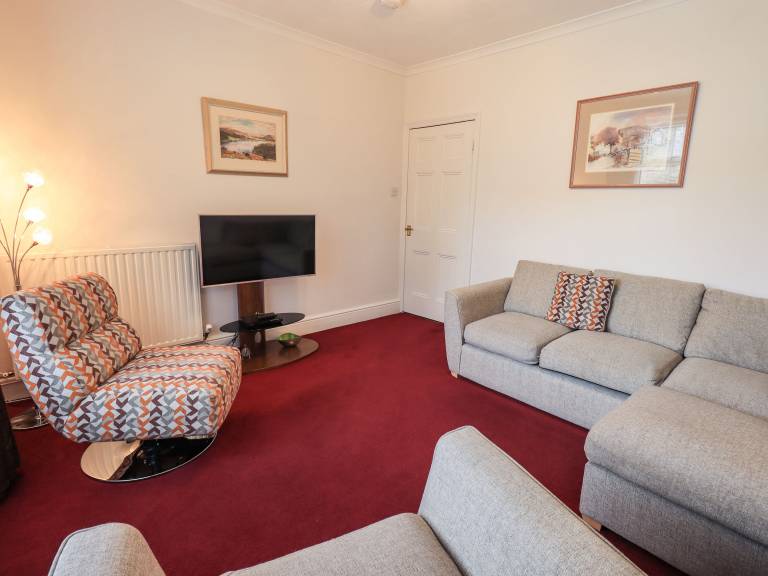 Cottage with 3 rooms for 5 persons — photo 5
