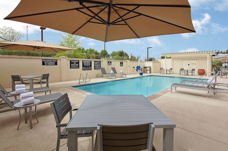 Hampton Inn & Suites Sacramento at Csus