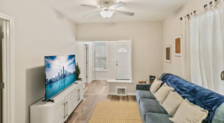 Vacation home | Suitable for remote work | Pet-friendly — photo 2
