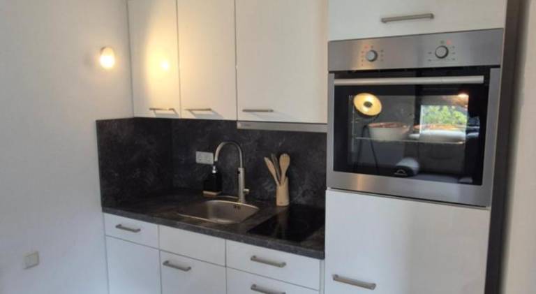 Apartment with 1 room for 4 persons — photo 3