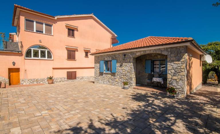 Ferienhaus in Porat für max. 5 Personen Ferienhaus in Porat für max. 5 Personen