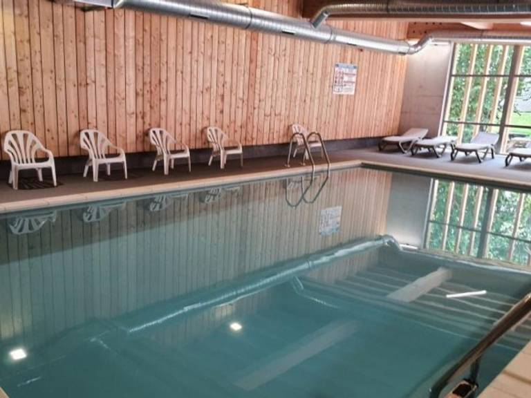 Rental apartment with heated pool — photo 3