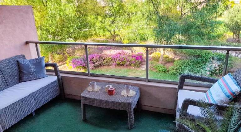 Charming apartment with pool | Pet-friendly — photo 4