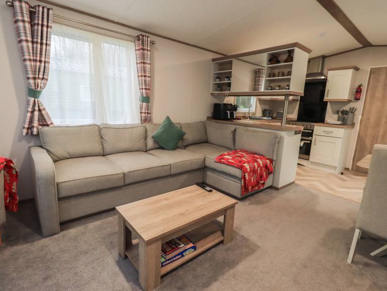 Children-friendly pleasant cottage with yard, terrace & barbecue | Pets are welcome — photo 4