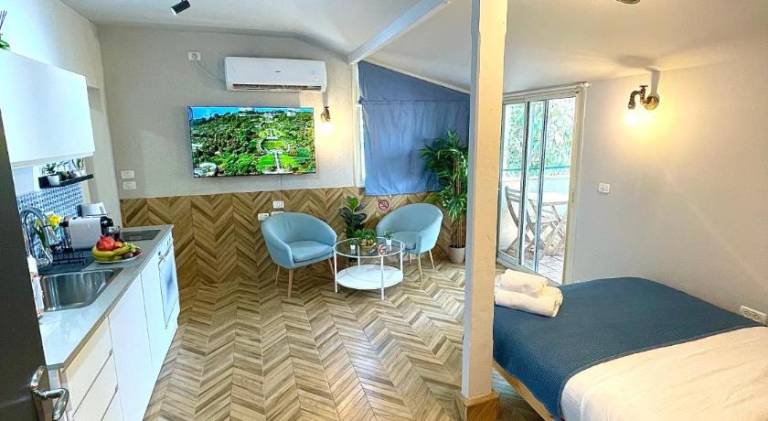 Authentic apartments with jacuzzi and Two-level central Haifa — photo 2