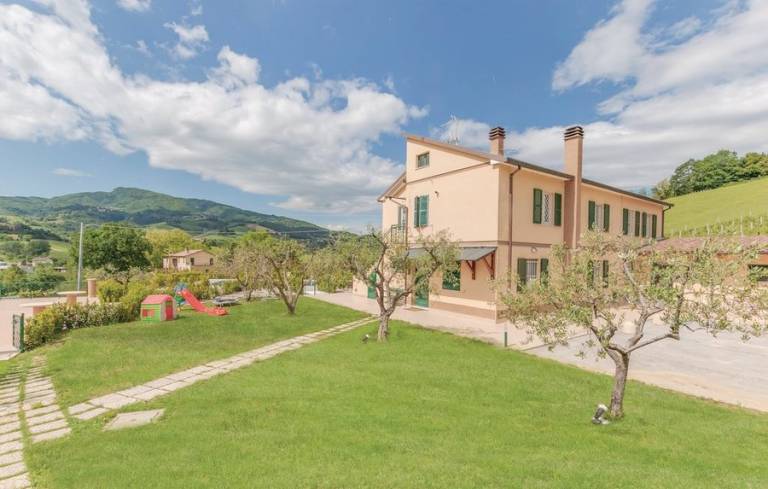 Camera privata Montedinove