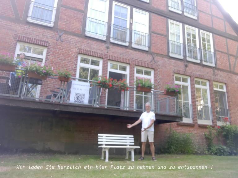 Apartment with yard — photo 2